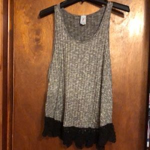 Pink Melo black/gray/white w/lace tank top sz large